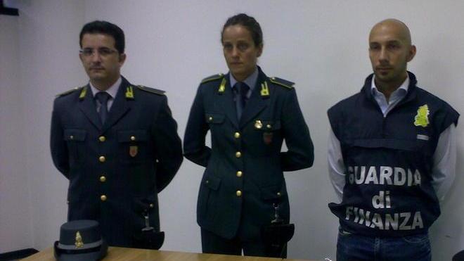 Operazione “Skull”: sequestrati articoli di bigiotteria pericolosi per la salute