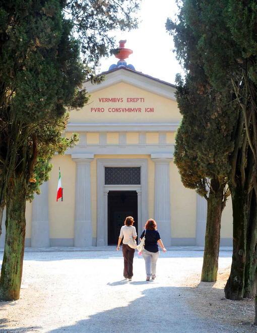 Un nuovo forno crematorio al cimitero: parte la gara d’appalto 