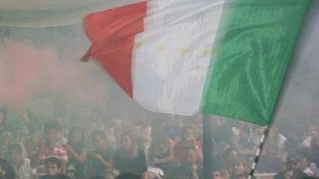 Firme contro “La Pista” Giovani sulle barricate
