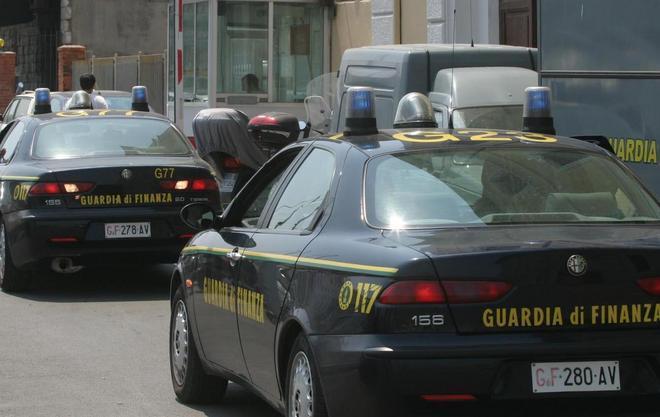 A 61 anni in scooter con un etto di eroina 