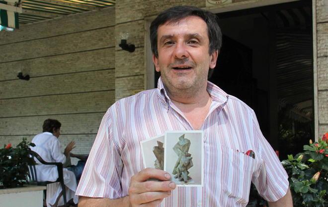 Rubata una scultura dalla tomba di famiglia 