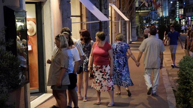 «A Grosseto aprono alle 18? Magari si facesse anche qui»