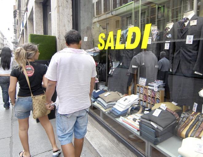 I saldi fasulli nel mirino di vigili urbani e Finanza 