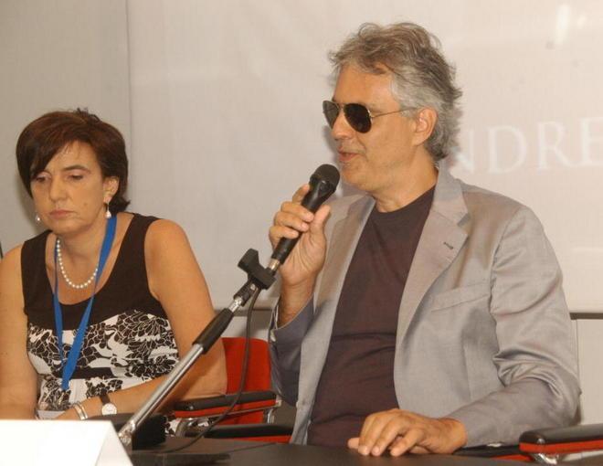 L’acuto di Andrea Bocelli in aiuto dei non vedenti 