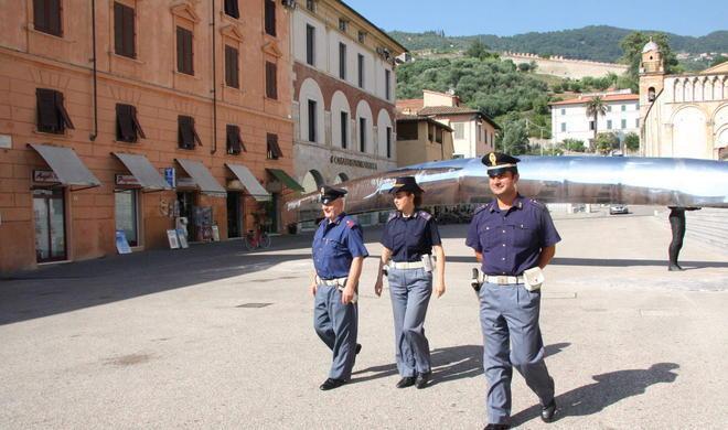Due donne raggirano un’anziana 