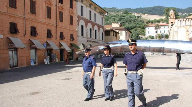 Due donne raggirano un’anziana