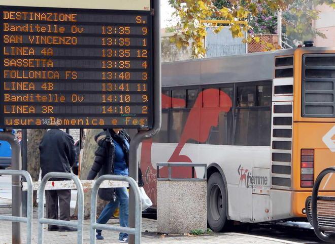 Gli orari di bus e traghetti ora si leggono sul cellulare 