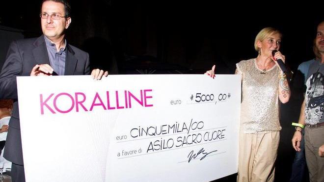 Koralline dona 5mila euro per l’asilo