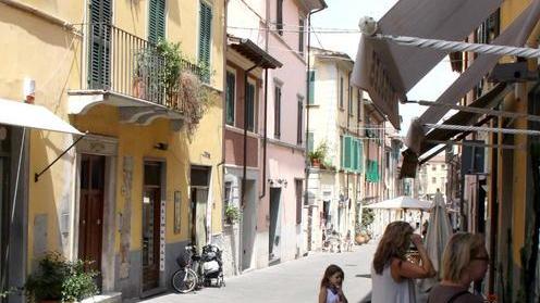 Quei cippi non raccontano la nostra storia
