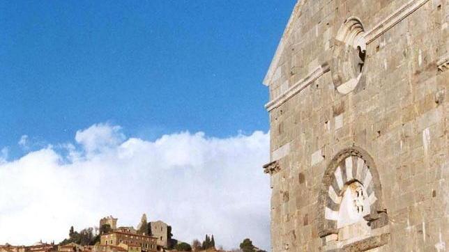 Finale del palio storico con cortei medievali, musica, teatro e danza