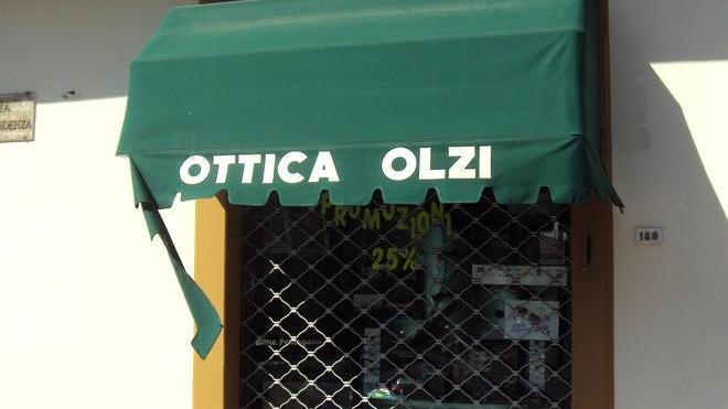 Vandali scatenati nella notte a Venturina