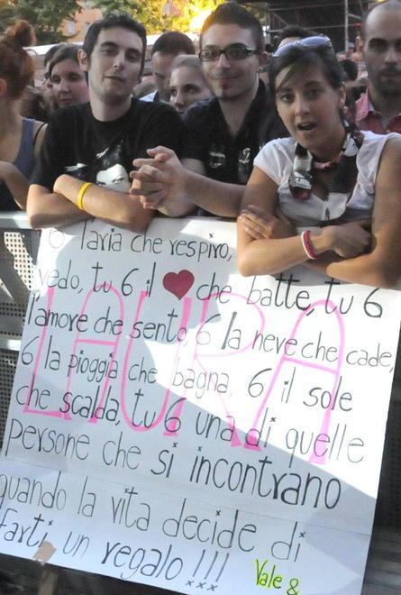 Fin dalle prime note la Pausini incanta il pubblico e la città 