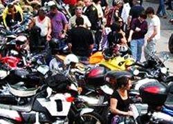 Stamani al via il raduno delle moto 