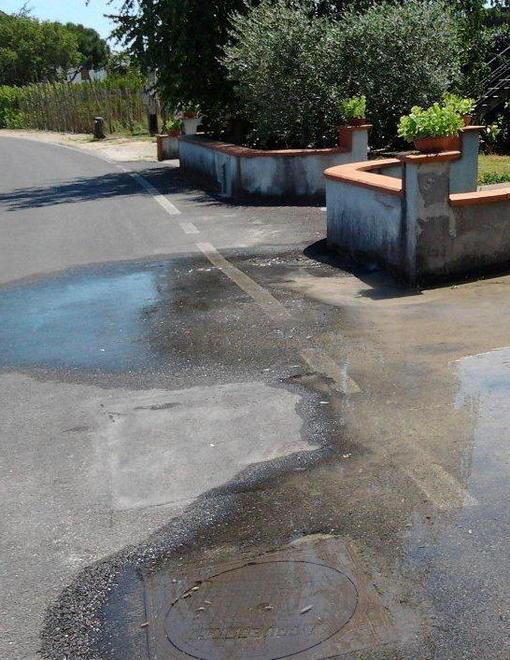 Cinque giorni per riparare una grossa perdita d’acqua 