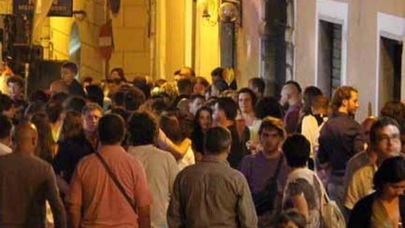 «Così ci boicottano la notte bianca»: l’ira dei negozianti