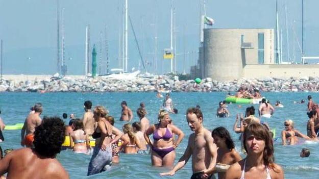 Estate col freno tirato, meno 20% di turisti