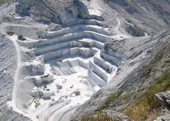 Denunce e acqua a rischio: guerra sulla cava Padulello 