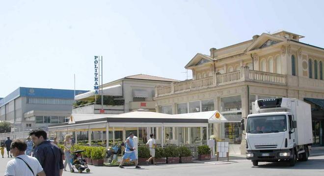 Le merci si fermano fuori città: si entra con mezzi ecologici