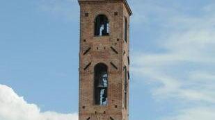 Archi a crociera e affreschi a mosaico