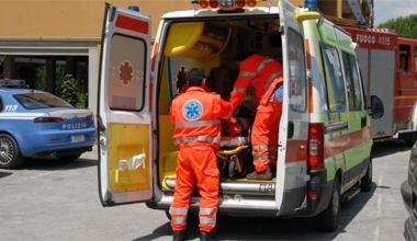 Piede risucchiato da impastatrice, grave un operaio elbano 