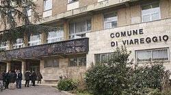 Diecimila euro alla nuova addetta stampa