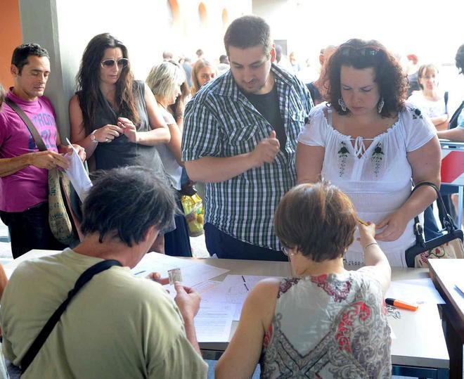 Bagarre all’Annona per i posti al mercato 