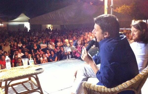 Renzi fa il pieno alla festa del Pd 