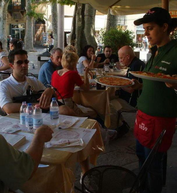Bar, gelaterie e ristoranti qui gli sconti...fanno gola 