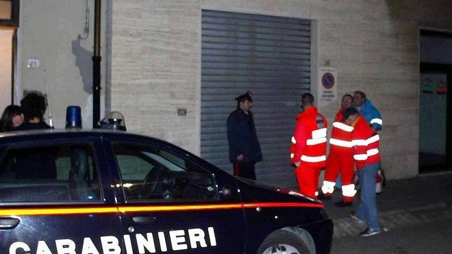 Imprenditore travolto dai debiti tenta il suicido con il gas di scarico