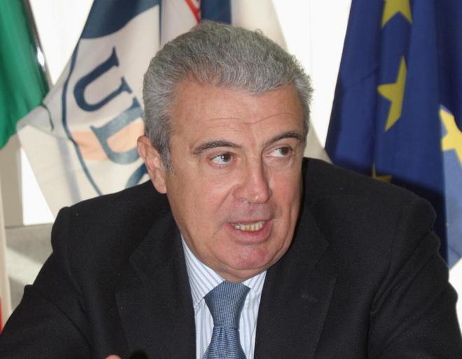 Un fronte unico per via Mazzini 