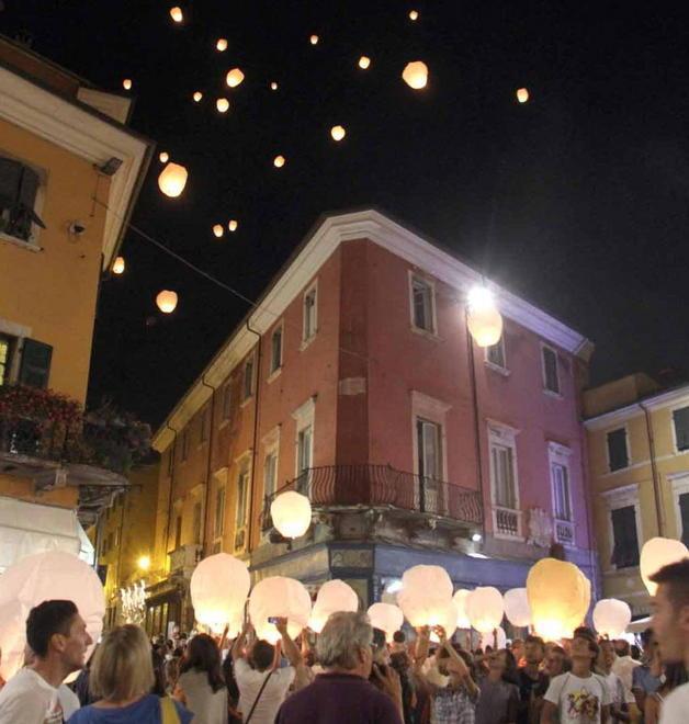 La magìa delle lanterne volanti