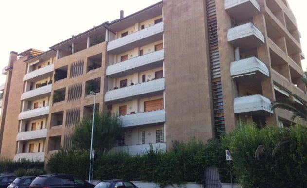 Sorpresa, il condominio di lusso non è più abitabile 