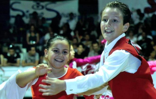 Angelica e Simone trionfano nella danza 