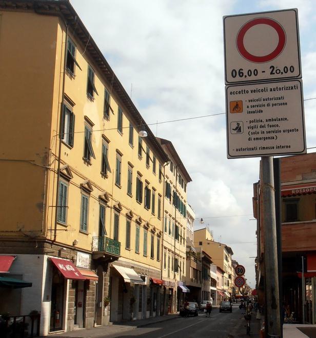 Domani sera saracinesche alzate da via Magenta a via Marradi
