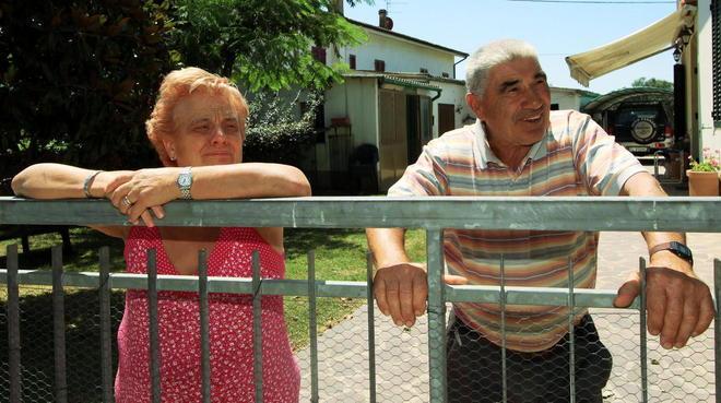 «Abbiamo sentito gli spari e siamo corsi in strada» 