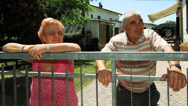 «Abbiamo sentito gli spari e siamo corsi in strada»