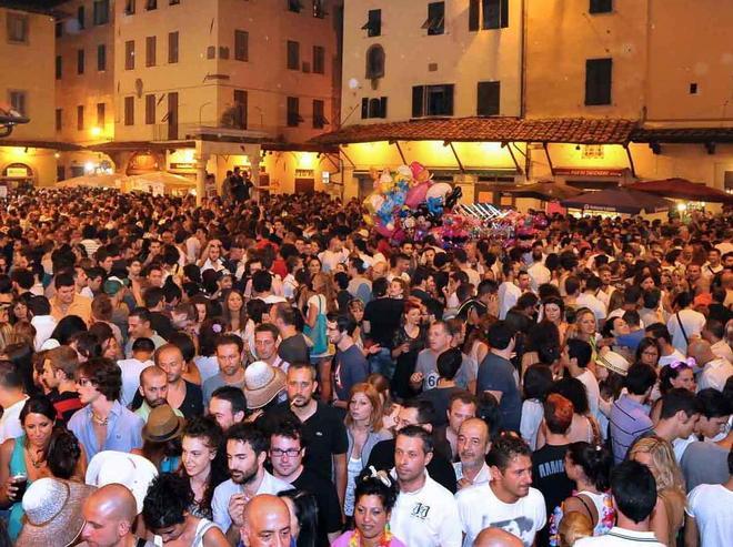 La crisi si fa sentire, paganti sotto i 10.000 