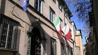 Comune, un solo stipendio oltre i 100mila