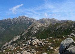 Elba, coppia di turisti si perde sul monte Capanne: salvati 