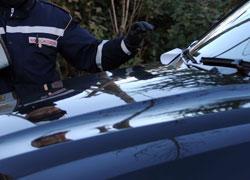 Sosta selvaggia in centro raffica di multe a scooter e auto 