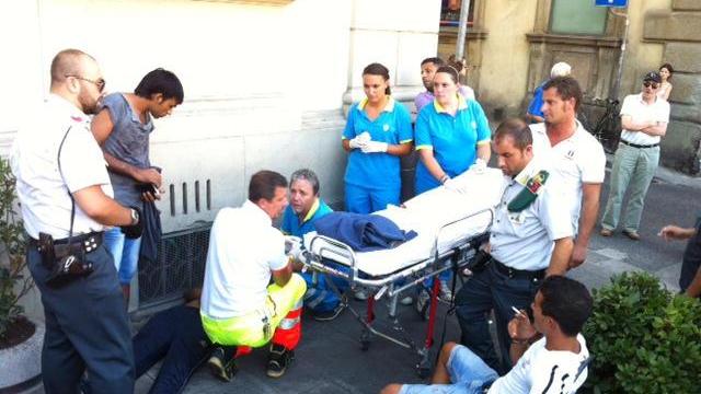Paura in piazza San Francesco per una rissa tra stranieri