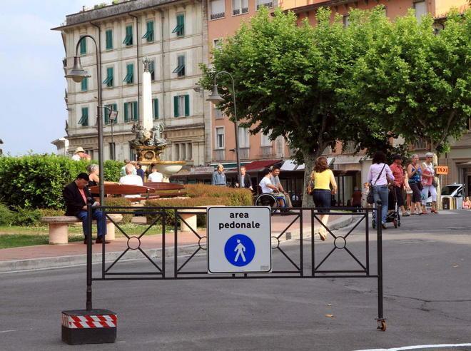Ztl, con l’isola pedonale vendite a picco in centro 