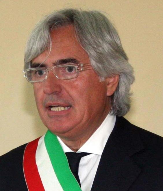 Il sindaco poteva risparmiare 
