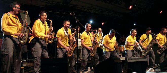 La Magicaboola Brass Band ora vola in alto 