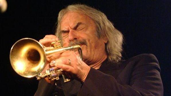 Domani al Rivellino il grande jazz con Enrico Rava