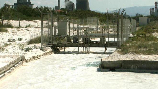 Il comitato beni comuni lancia la bozza Solvay