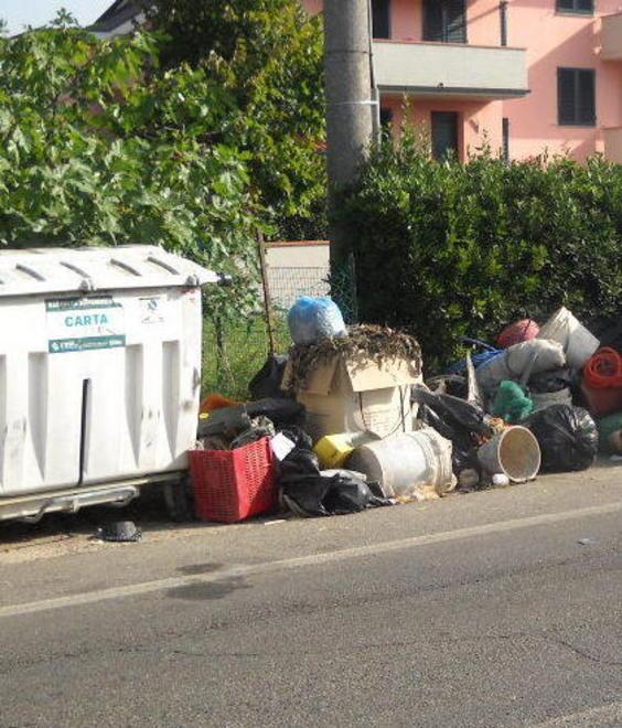 Una discarica di rifiuti sospetti 