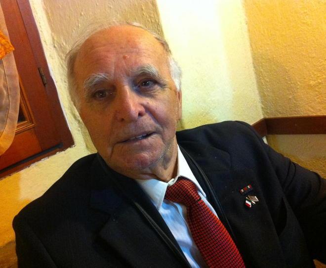 Paracadutista a 89 anni: il record di nonno Michele 