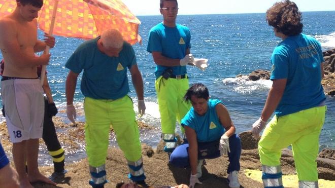 Paura sul Romito Scivola sugli scogli e sbatte la testa