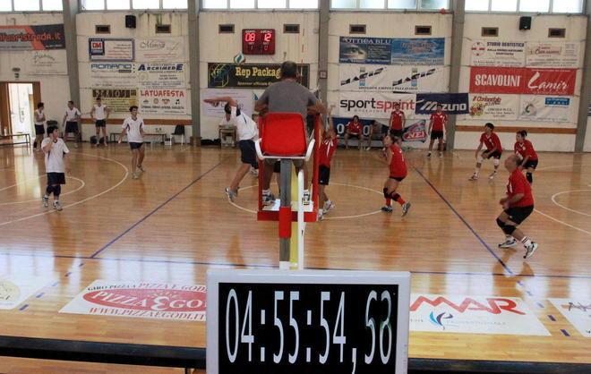 Raccolti 5mila euro per il Cae con la Volley Marathon 